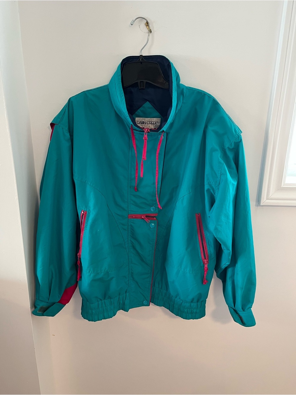 Women’s Vintage Teal Windbreaker Jacket with Pink Trim Cabin Creek - M